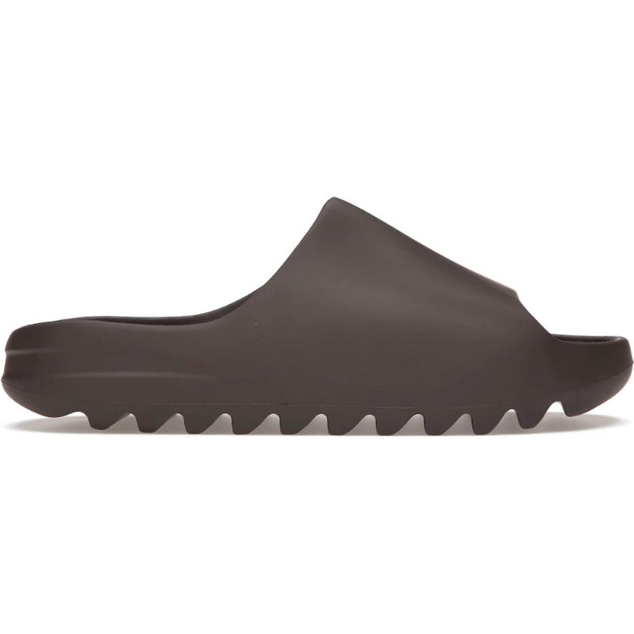 Adidas Yeezy Slide
Soot