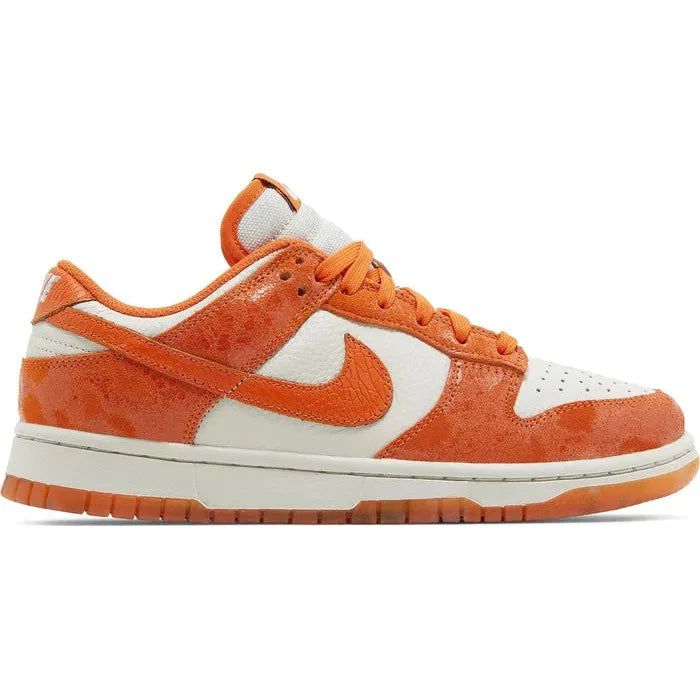 Nike Dunk Low
Cracked Orange (W)